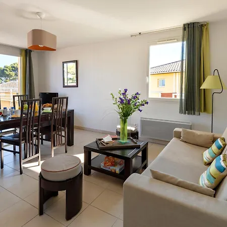 Apartment Coast Duplex For 8 *