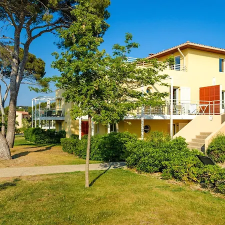Coast Duplex For 8 *