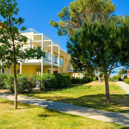 Apartment Coast Duplex For 8 Six-Fours-les-Plages